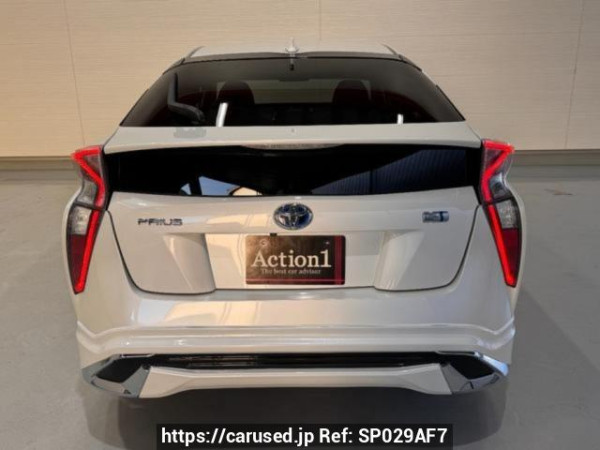 Used 2017 AT toyota prius ZVW50 Image[1]