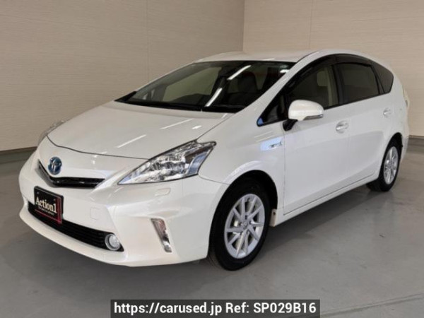 Used 2013 AT toyota prius-alpha ZVW40W Image[0]