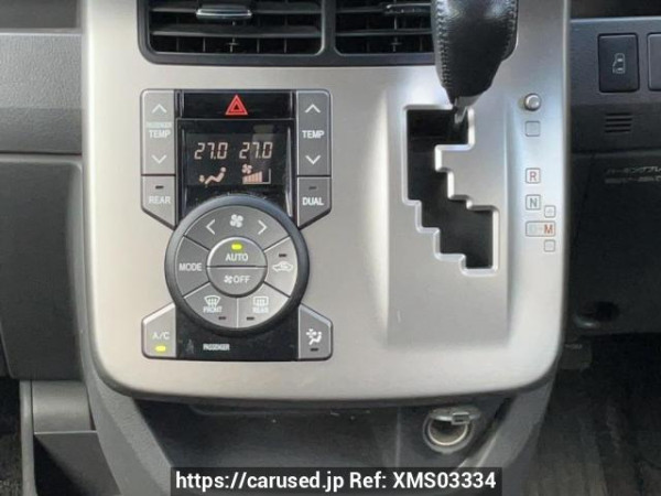 Used 2007 AT toyota voxy ZRR75W Image[25]