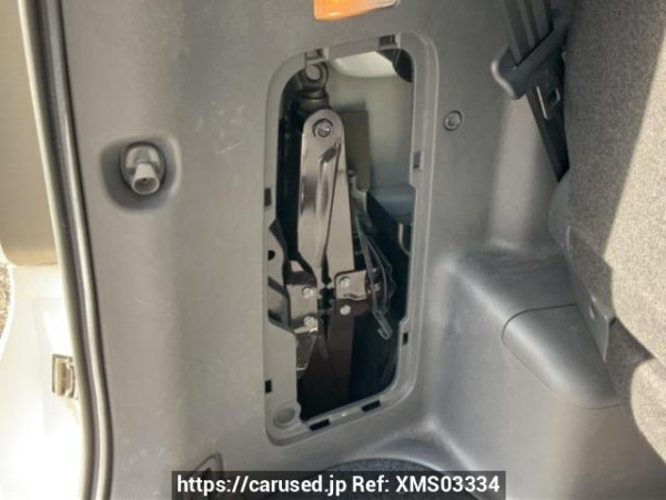 Used 2007 AT toyota voxy ZRR75W Image[44]