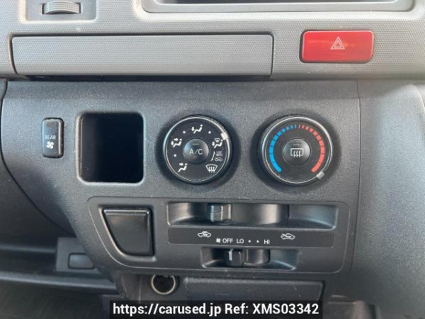 Used 2006 AT toyota hiace-van KDH205K Image[22]