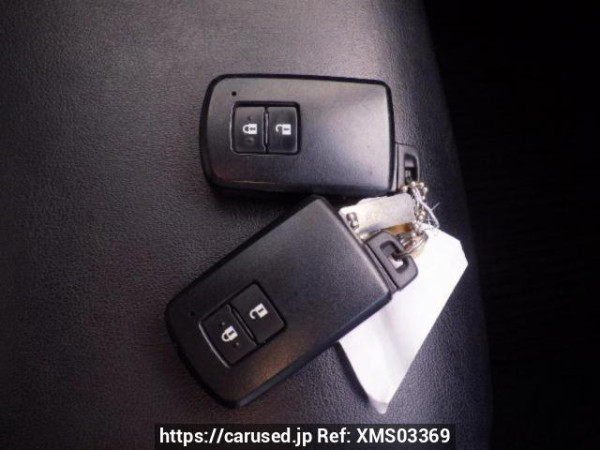 Used 2014 AT toyota harrier ZSU60W Image[36]