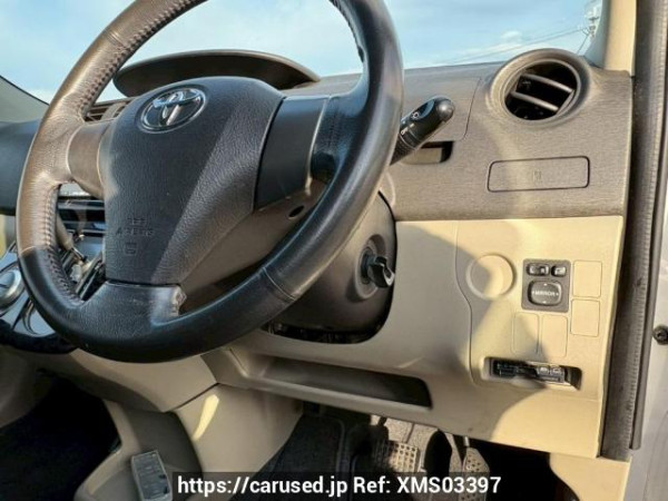 Used 2010 AT toyota passo-sette M502E Image[28]