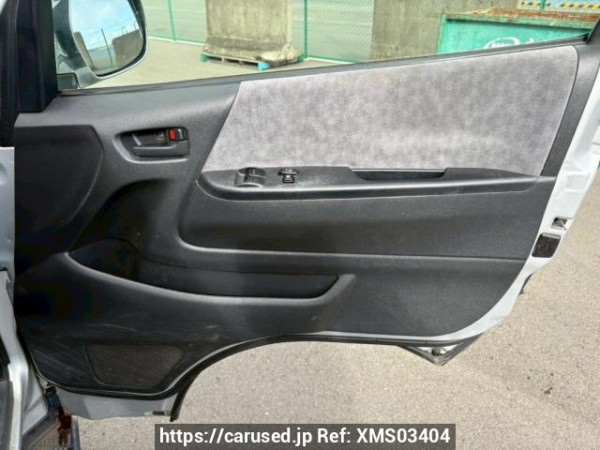 Used 2006 AT toyota regiusace-van KDH205V Image[18]