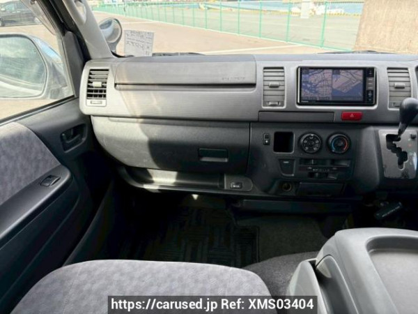 Used 2006 AT toyota regiusace-van KDH205V Image[20]