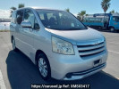 Toyota Noah ZRR70G