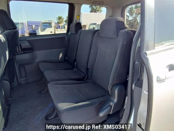 Used 2008 AT toyota noah ZRR70G Image[16]