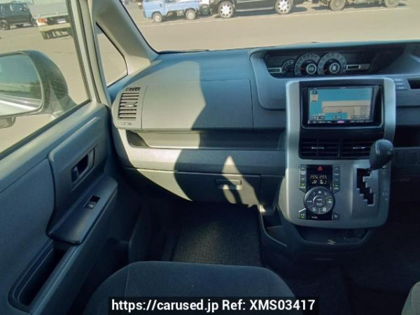 Used 2008 AT toyota noah ZRR70G Image[19]