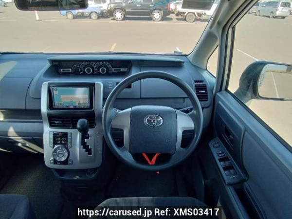 Used 2008 AT toyota noah ZRR70G Image[20]