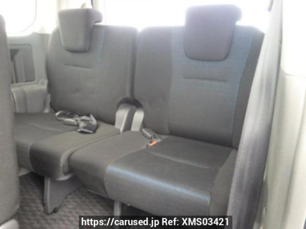 Used 2007 AT toyota voxy ZRR70W Image[16]