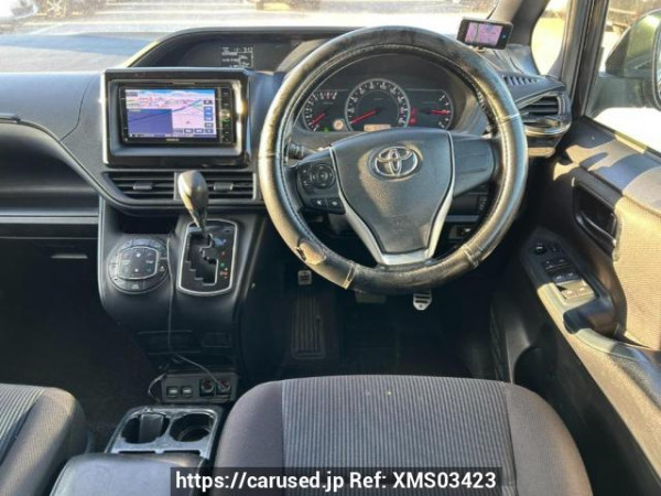 Used 2015 AT toyota voxy ZRR80G Image[21]