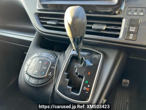 Used 2015 AT toyota voxy ZRR80G Image[26]