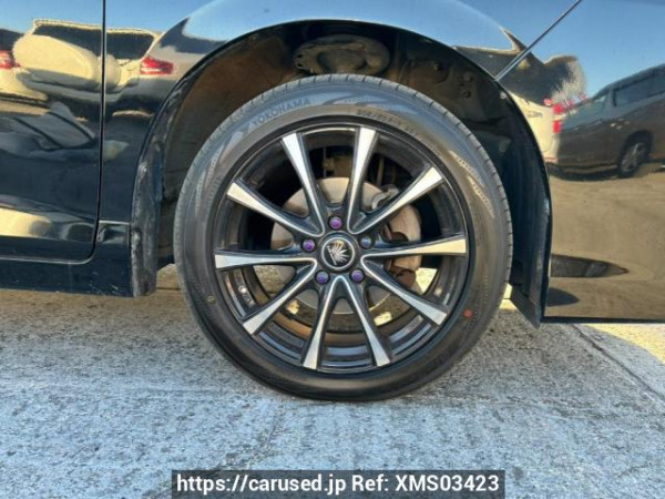 Used 2015 AT toyota voxy ZRR80G Image[32]