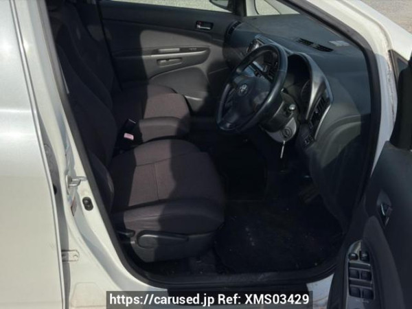 Used 2004 AT toyota wish ZNE10G Image[10]
