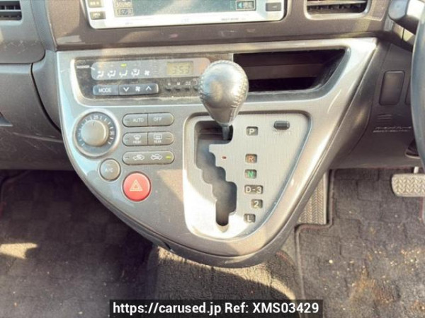Used 2004 AT toyota wish ZNE10G Image[23]