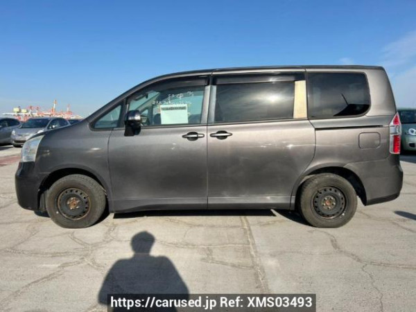 Used 2007 AT toyota noah ZRR70G Image[3]