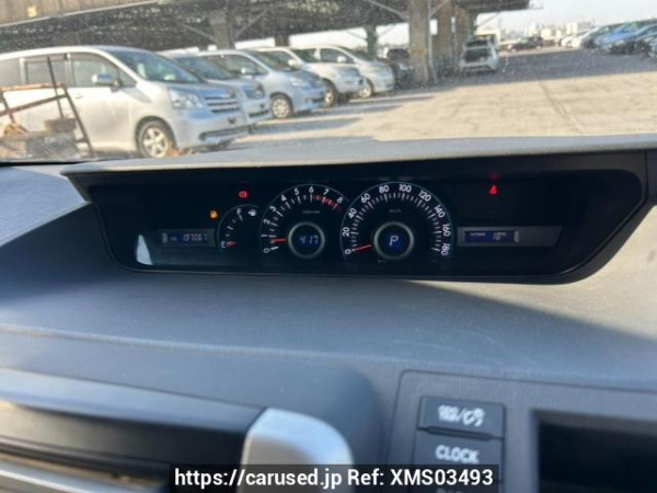 Used 2007 AT toyota noah ZRR70G Image[21]