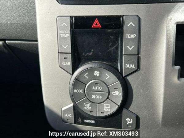 Used 2007 AT toyota noah ZRR70G Image[27]