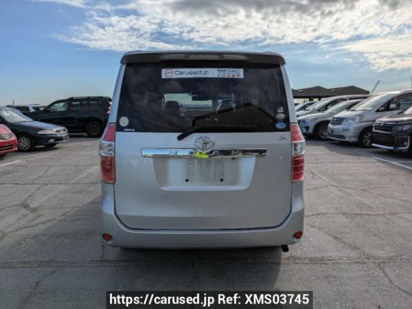 Used 2009 AT toyota noah ZRR70G Image[5]
