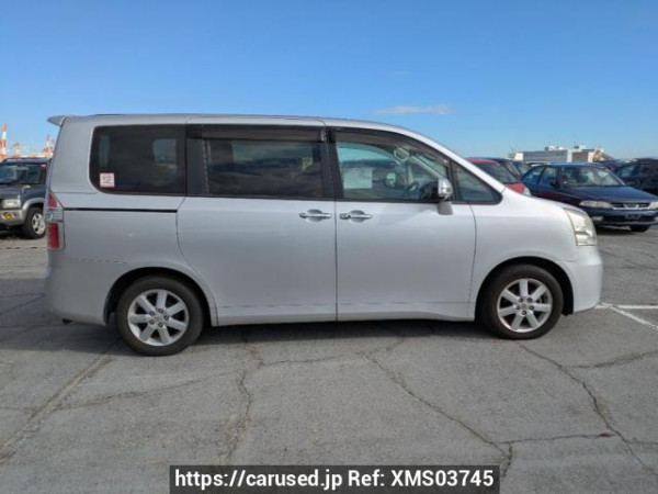 Used 2009 AT toyota noah ZRR70G Image[7]