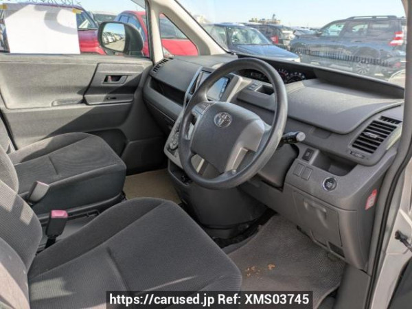 Used 2009 AT toyota noah ZRR70G Image[12]