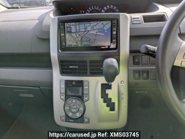 Used 2009 AT toyota noah ZRR70G Image[25]
