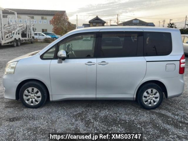 Used 2010 AT toyota noah ZRR70G Image[3]