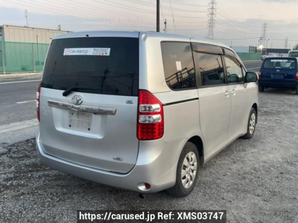 Used 2010 AT toyota noah ZRR70G Image[6]