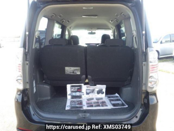 Used 2009 AT toyota voxy ZRR70W Image[8]