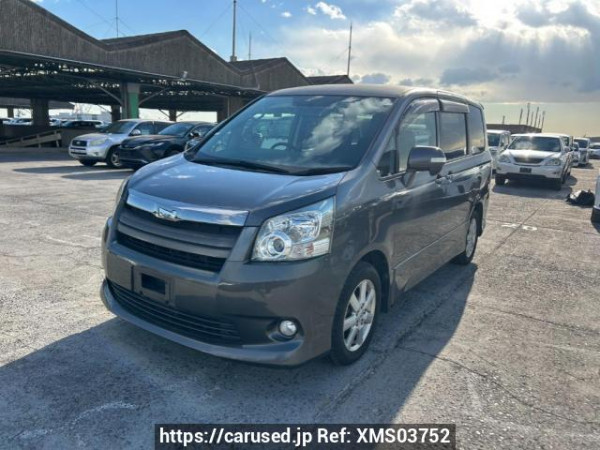 Used 2009 AT toyota noah ZRR70W Image[2]