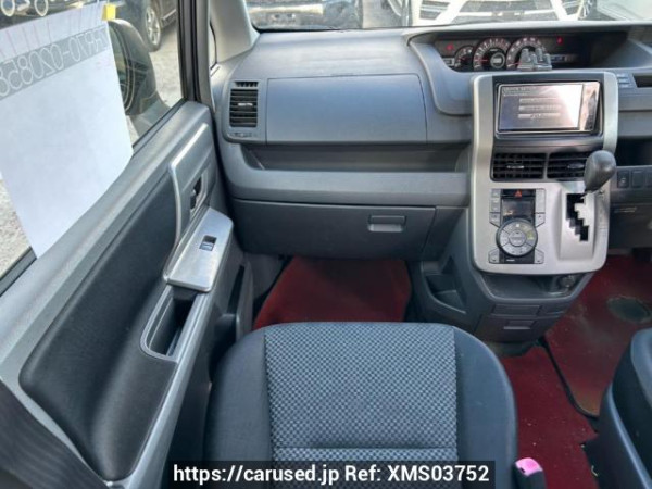 Used 2009 AT toyota noah ZRR70W Image[20]