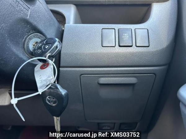 Used 2009 AT toyota noah ZRR70W Image[29]