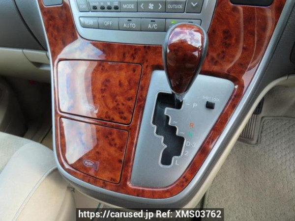 Used 2004 AT toyota alphard ANH10W Image[32]