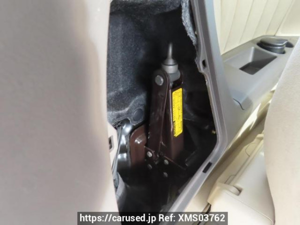 Used 2004 AT toyota alphard ANH10W Image[49]