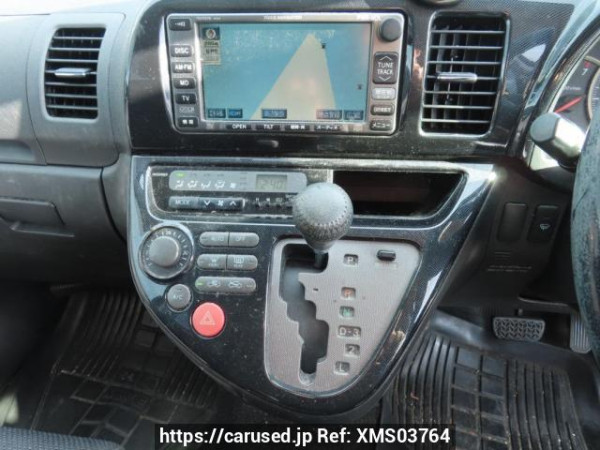 Used 2003 AT toyota wish ZNE14G Image[27]