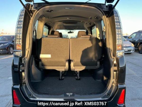 Used 2014 AT toyota voxy ZRR80W Image[8]