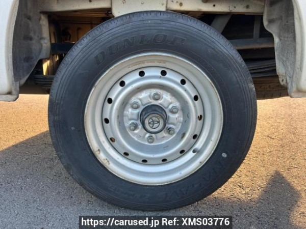 Used 2003 MT toyota hiace-van TRH112V Image[25]