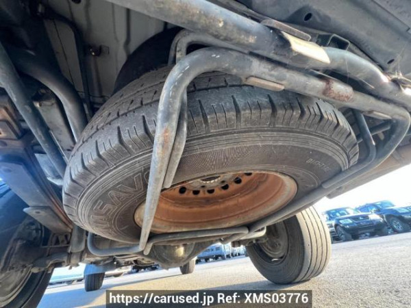 Used 2003 MT toyota hiace-van TRH112V Image[31]