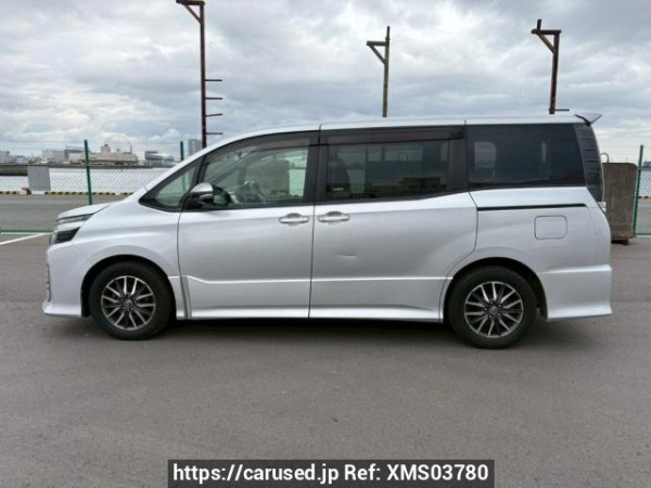 Used 2014 AT toyota voxy ZRR80W Image[3]