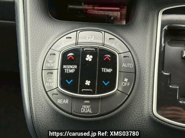 Used 2014 AT toyota voxy ZRR80W Image[27]