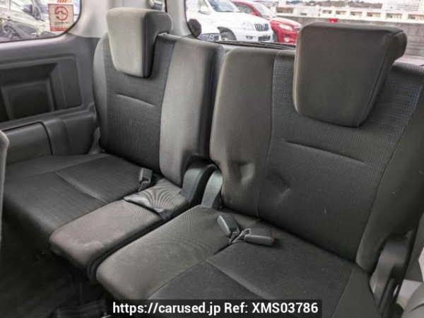 Used 2009 AT toyota voxy ZRR70W Image[18]