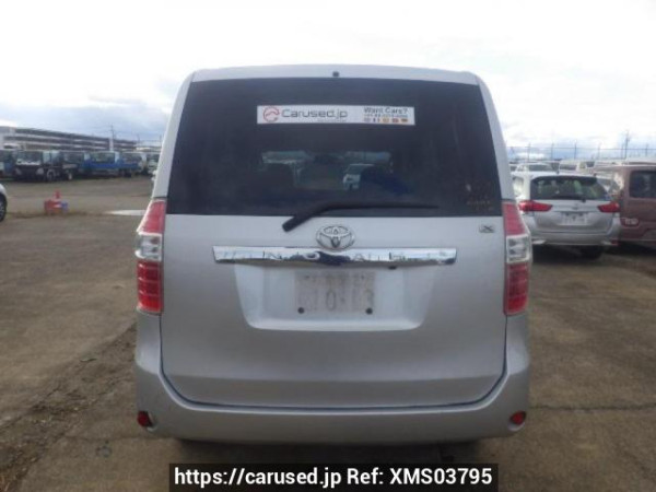 Used 2010 AT toyota noah ZRR75G Image[5]