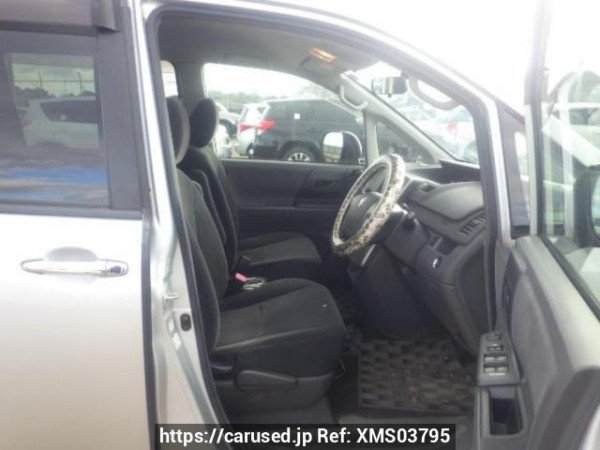 Used 2010 AT toyota noah ZRR75G Image[11]