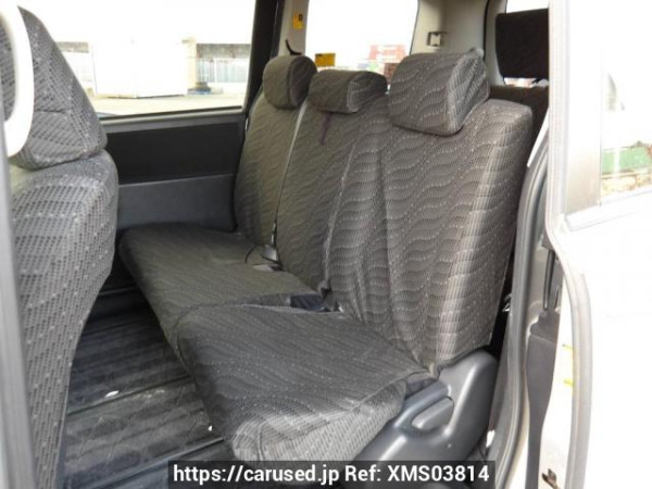 Used 2010 AT toyota noah ZRR70G Image[17]