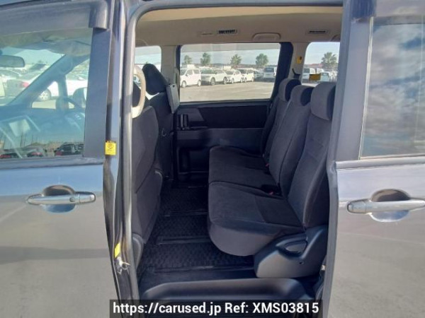 Used 2010 AT toyota noah ZRR70G Image[16]