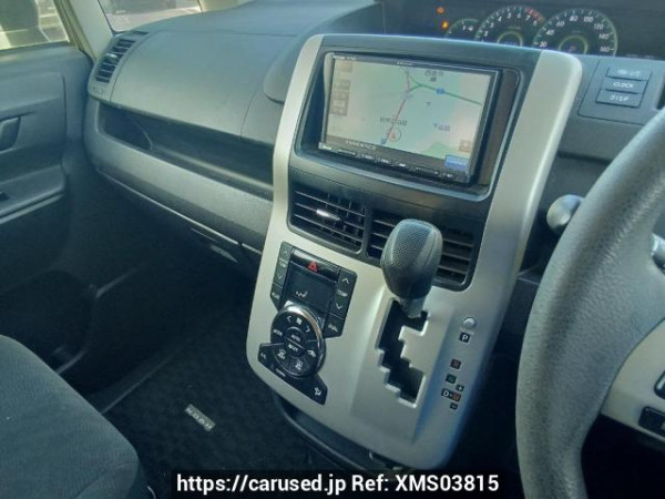 Used 2010 AT toyota noah ZRR70G Image[22]