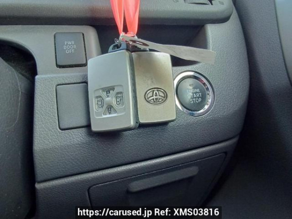 Used 2009 AT toyota voxy ZRR70W Image[21]