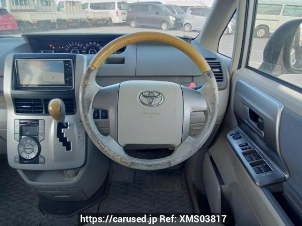 Used 2009 AT toyota noah ZRR70W Image[20]
