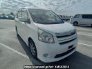 Toyota Noah ZRR70W
