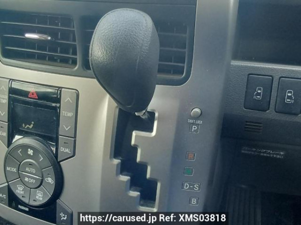 Used 2008 AT toyota noah ZRR70W Image[25]